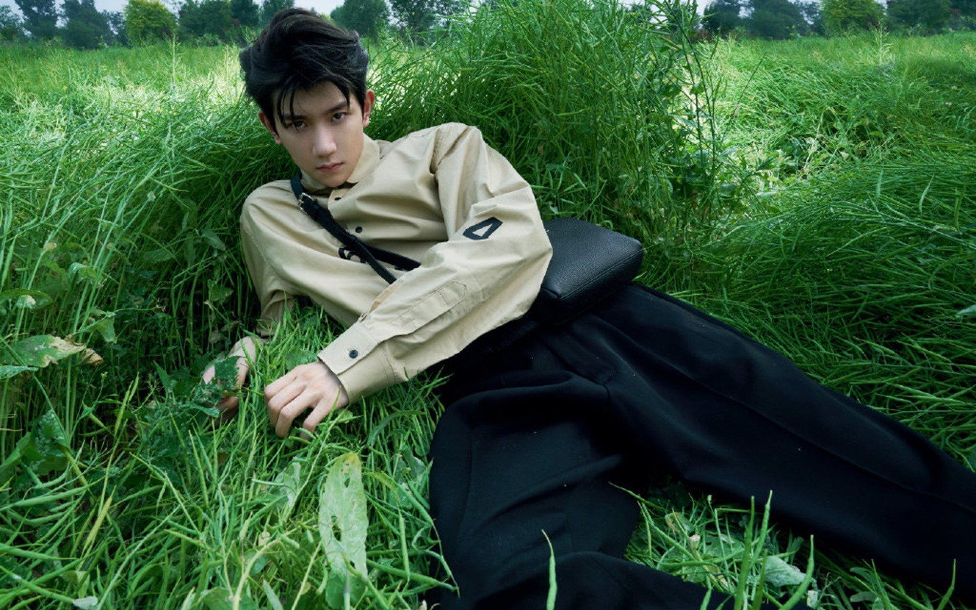 职业联赛传播渠道是否跟上新媒体节奏，职业联赛是谁举办的