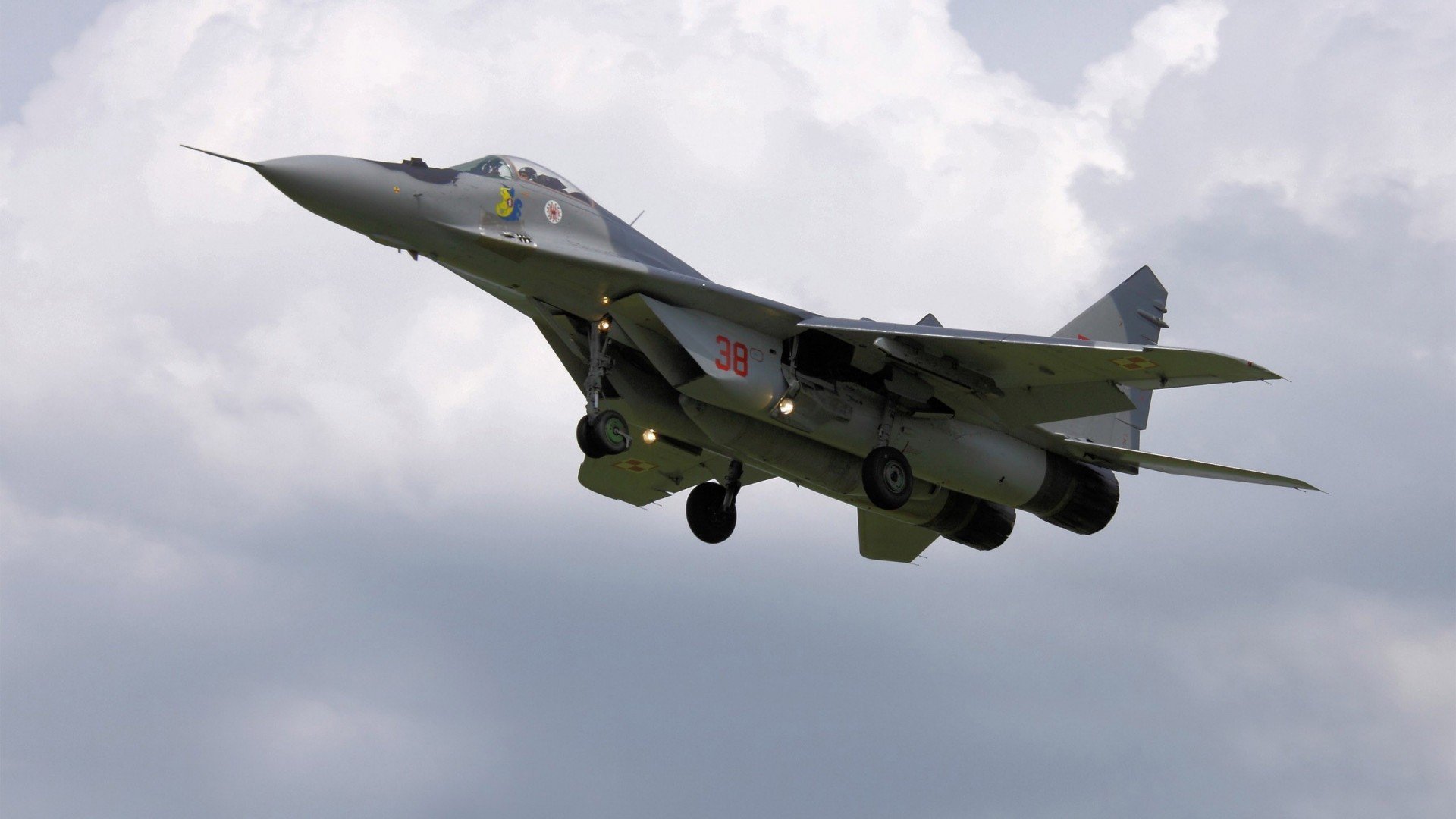 极限滑板运动比赛现场报道,极限滑板比赛视频