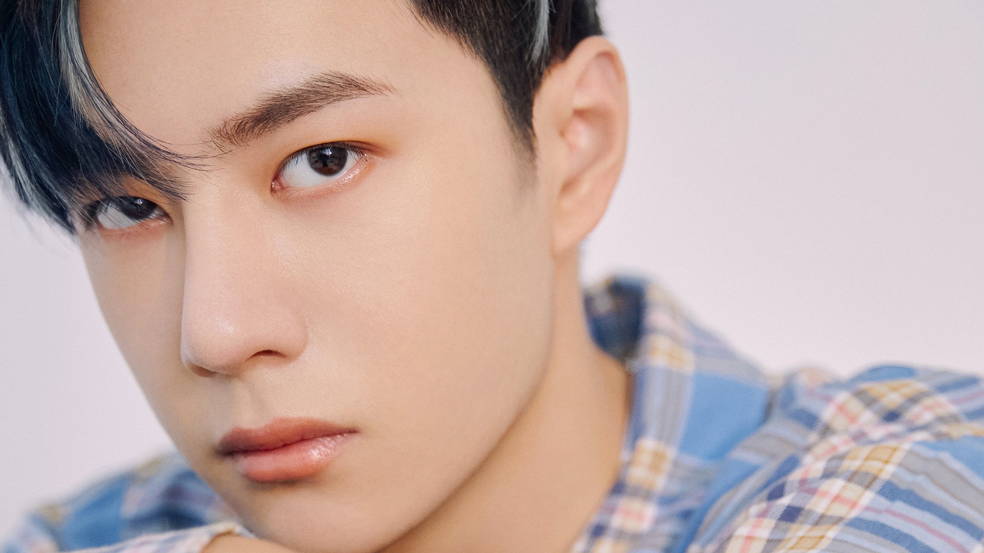 格林伍德凭借扎实的防守反应力,助袋鼠队成功防住对方进攻,格林伍德怎么样